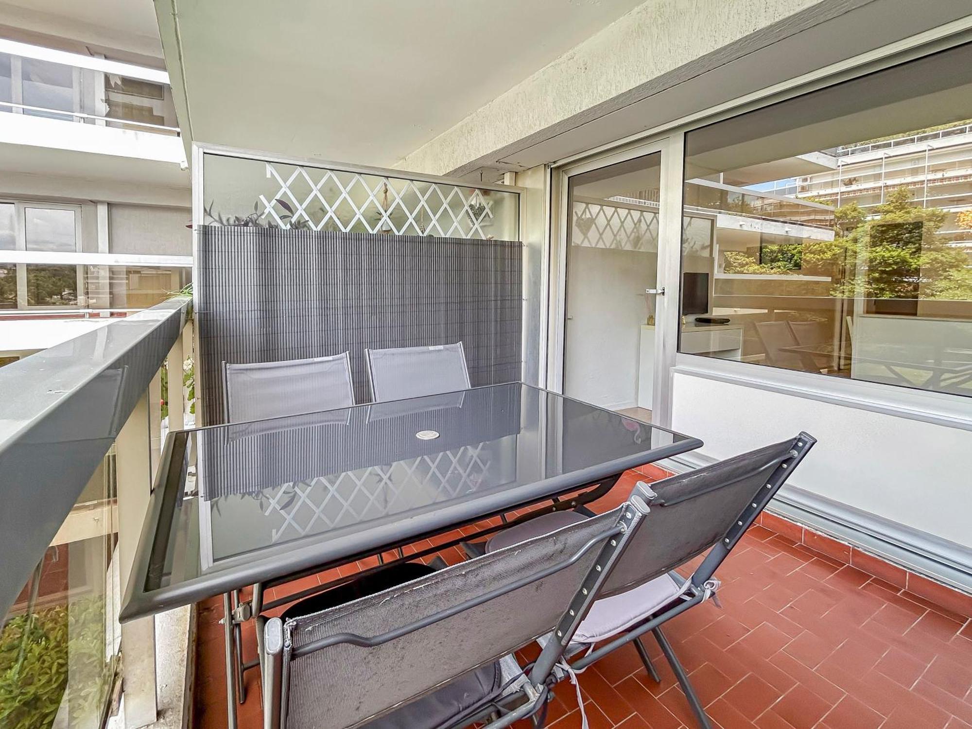 Joli Studio 4Pers Piscine Tout Confort Juan-les-Pins Zewnętrze zdjęcie